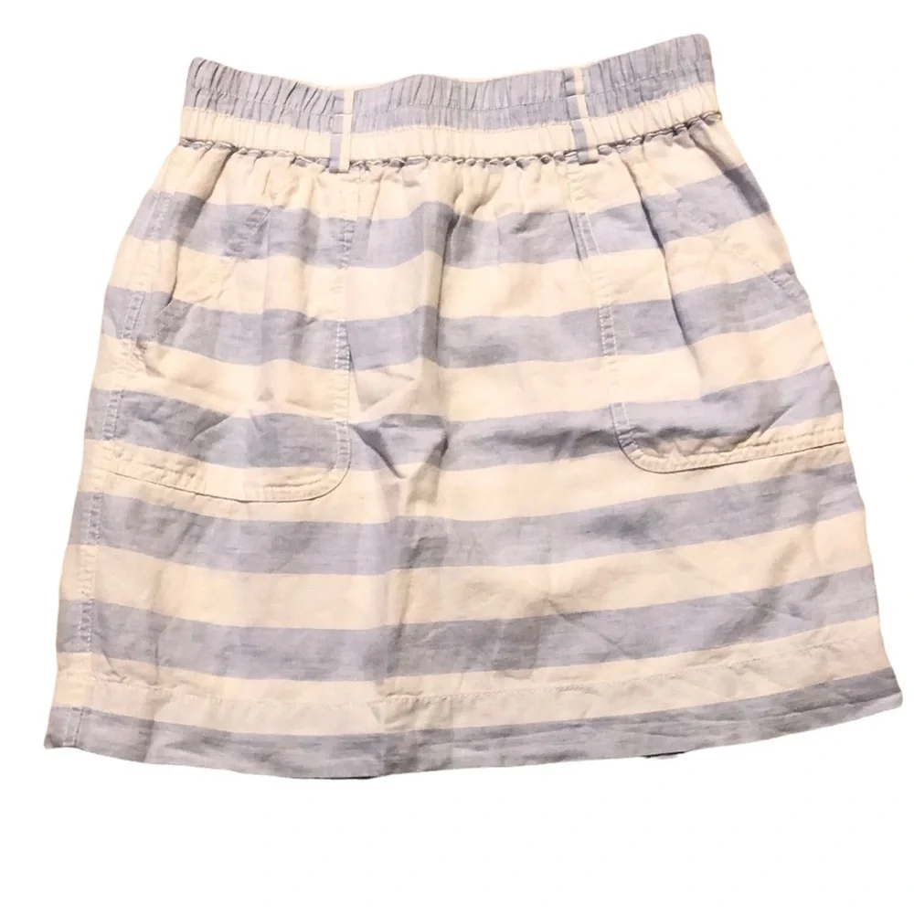 ⭐️ 3 For $15  LOFT Line Blend Striped Skirt